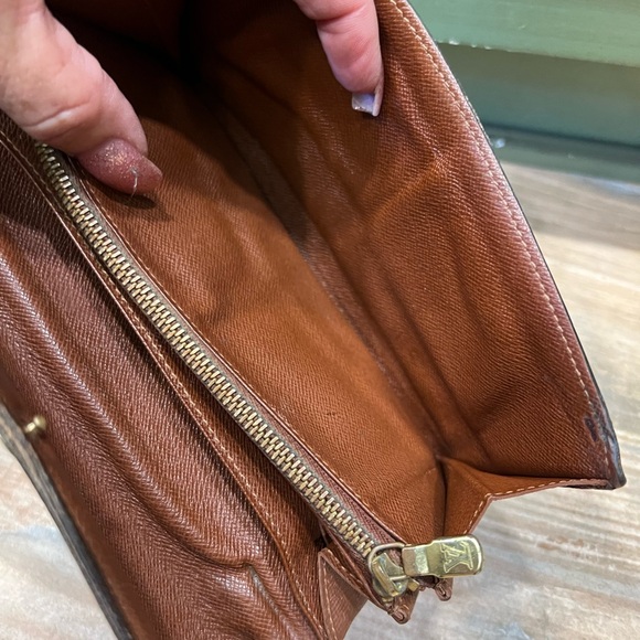 Authentic Louis Vuitton, wallet - Picture 10 of 10